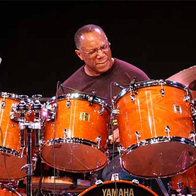 photo-22_280x280_crop_478b24840a