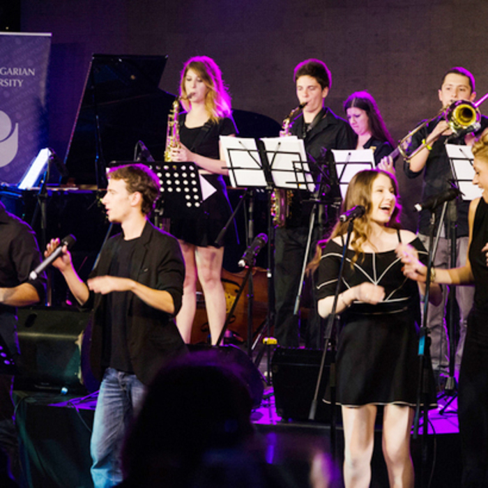 photo-40_700x700_crop_478b24840a